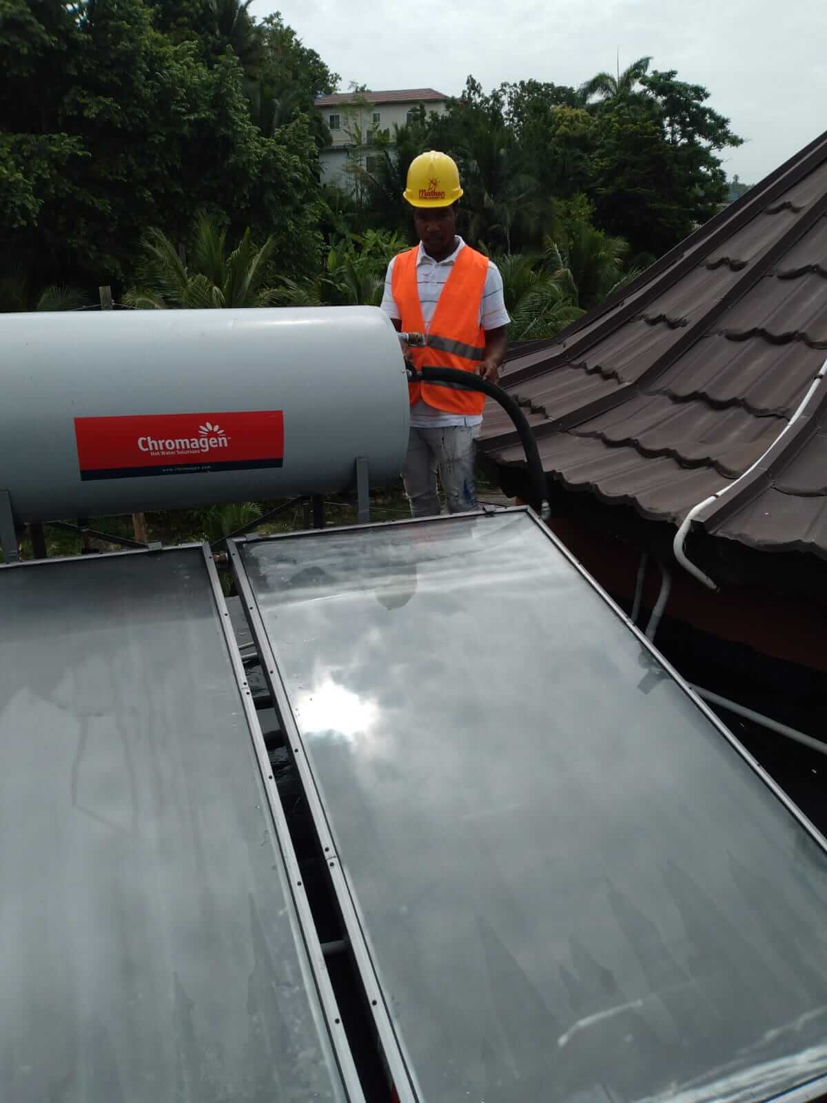 solar water heater